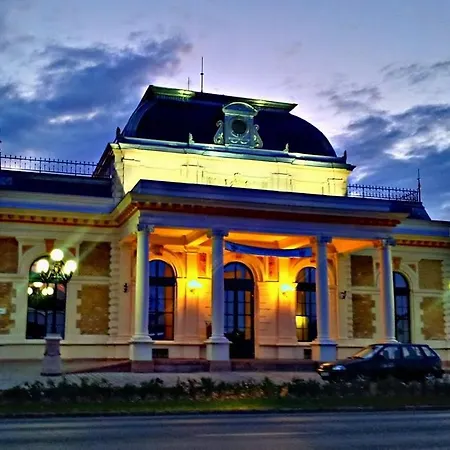 Gdl Luxury Gödöllő